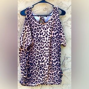 Leopard print top
